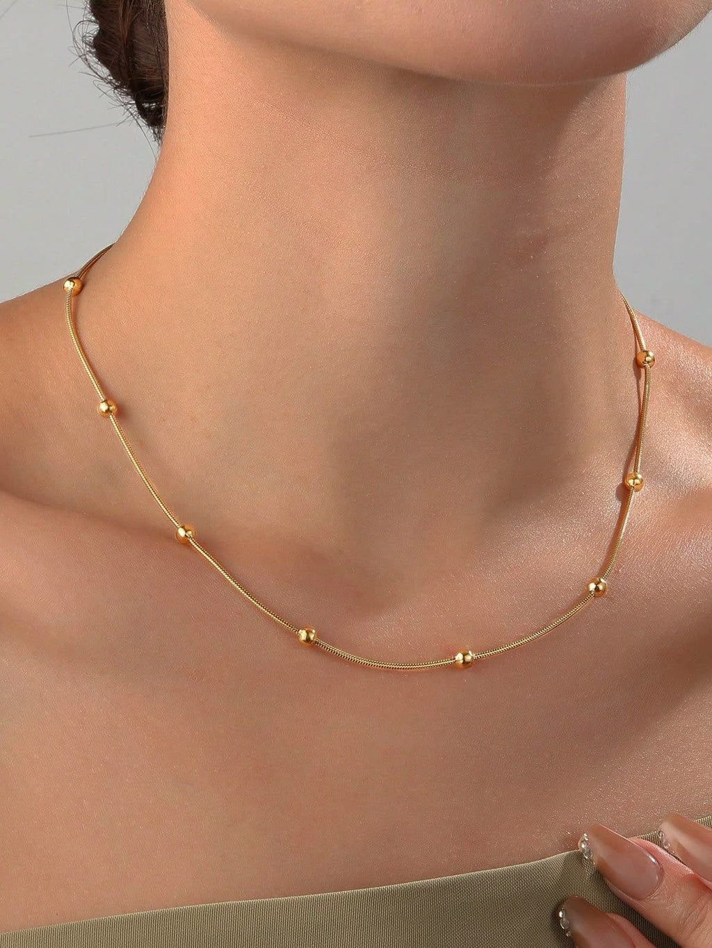 Dotted Gold Chain Necklace